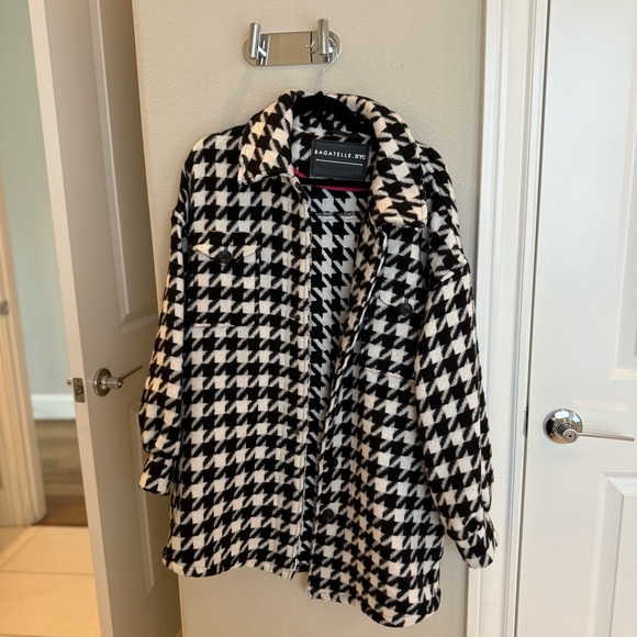 Bagatelle.NYC houndstooth shirt jacket - Picture 5 of 7